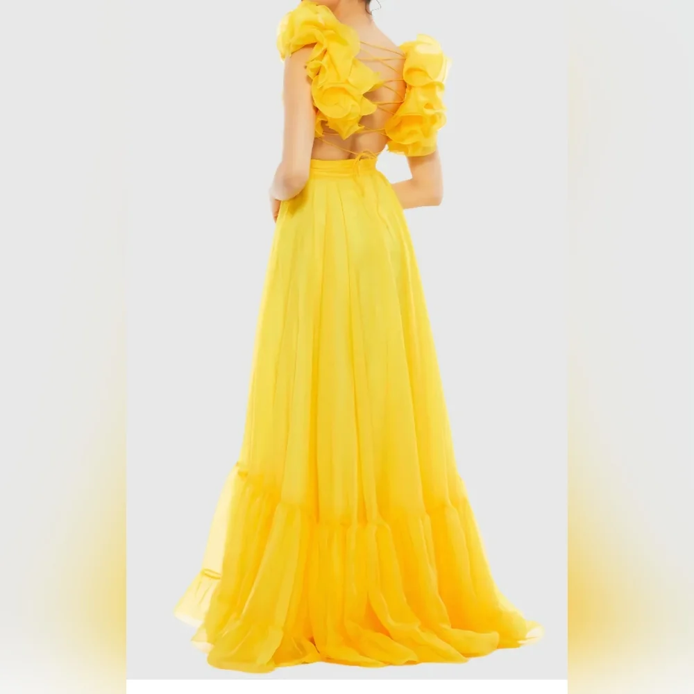 NWOT $598 Mac Duggal Ruffle Tiered Cutout Chiffon Gown Sunshine Yellow Size 2 - Picture 8 of 9